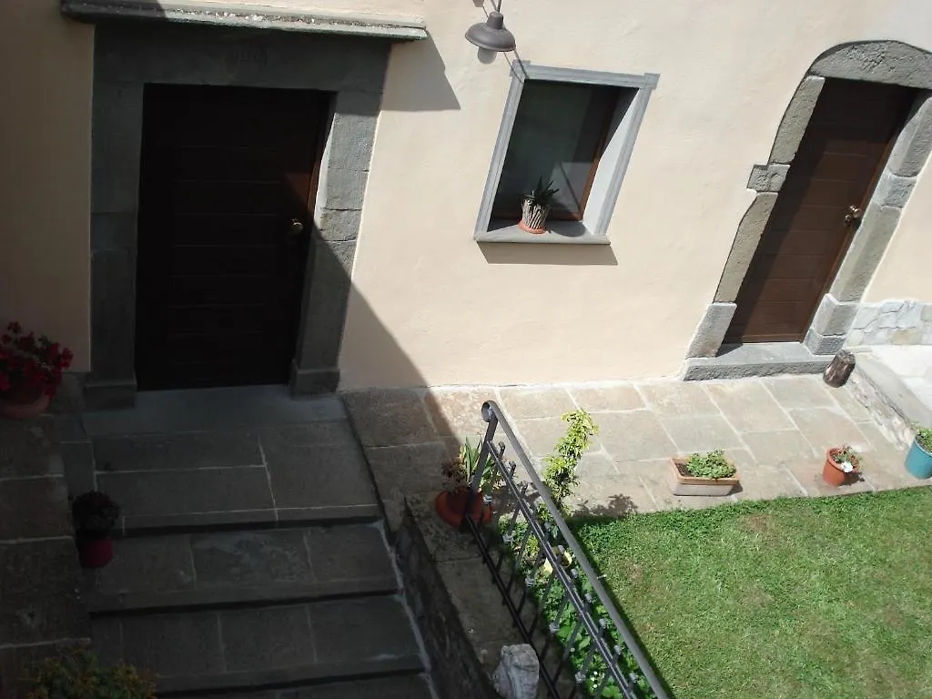 Hotel La Campana D'Oro Beverino 2*,  Italien