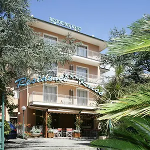 Kriss Deiva Marina