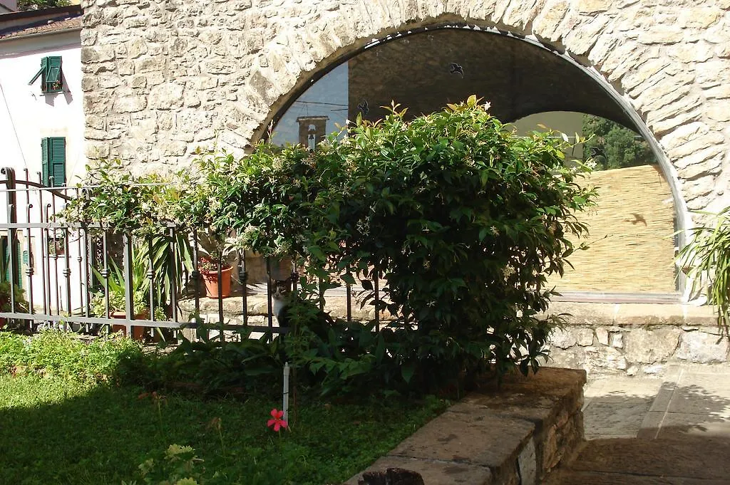 **  La Campana D'Oro Hotel Beverino Italy